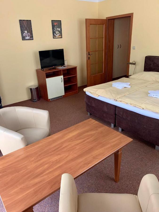 Hotel Loucky Litvínov 외부 사진